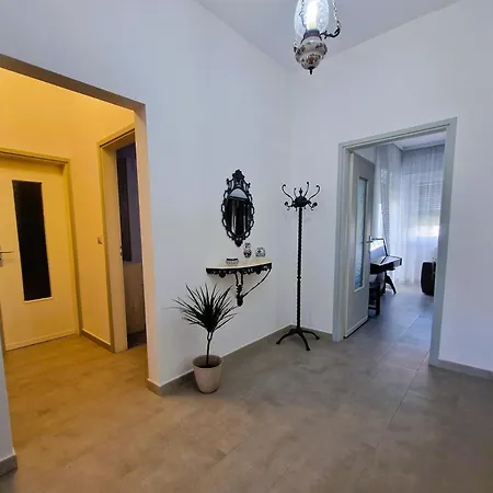 Guesthost - Comfortable Vallette Apartman Torino