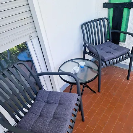 Guesthost - Comfortable Vallette Apartment Turin