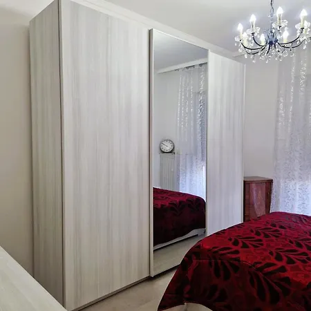 Guesthost - Comfortable Vallette Apartment Turin